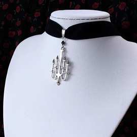 跨境 外贸 亚马逊 哥特式古典城堡烛台吊坠黑天鹅绒项链 厂家直销