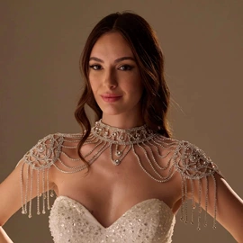 耳环;项链;手镯