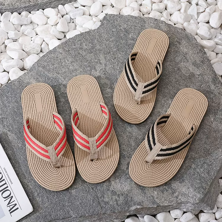 新款潮流时尚休闲人字拖夏季男士室内外简约沙滩凉拖鞋厂家直供