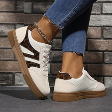 新款跨境大码休闲平底鞋拼色复古36-42运动板鞋德训小白鞋女批发