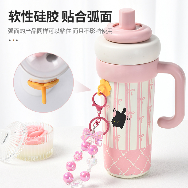 Nuevo amor trébol de cuatro hojas accesorios de decoración de bricolaje colgante funda para teléfono móvil taza accesorios de joyería de silicona colgante hecho a mano