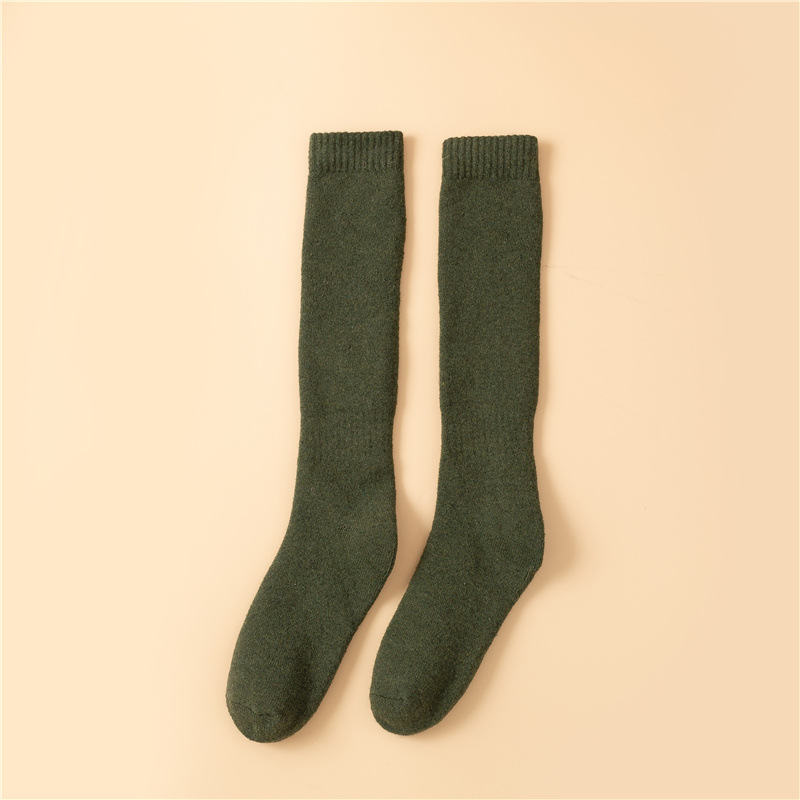 Мужской военный зеленый