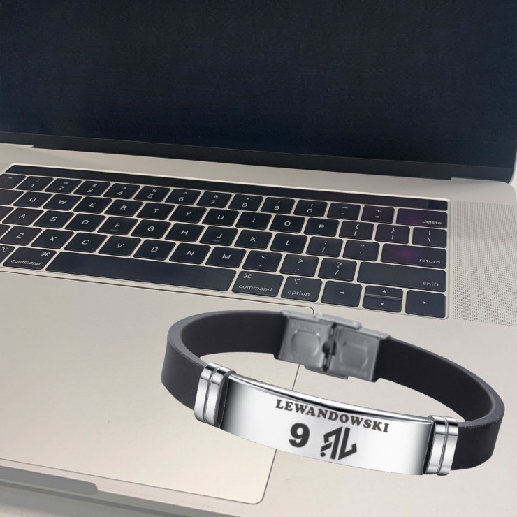 Stainless steel football club sports silicone bracelet Akaki chi no…