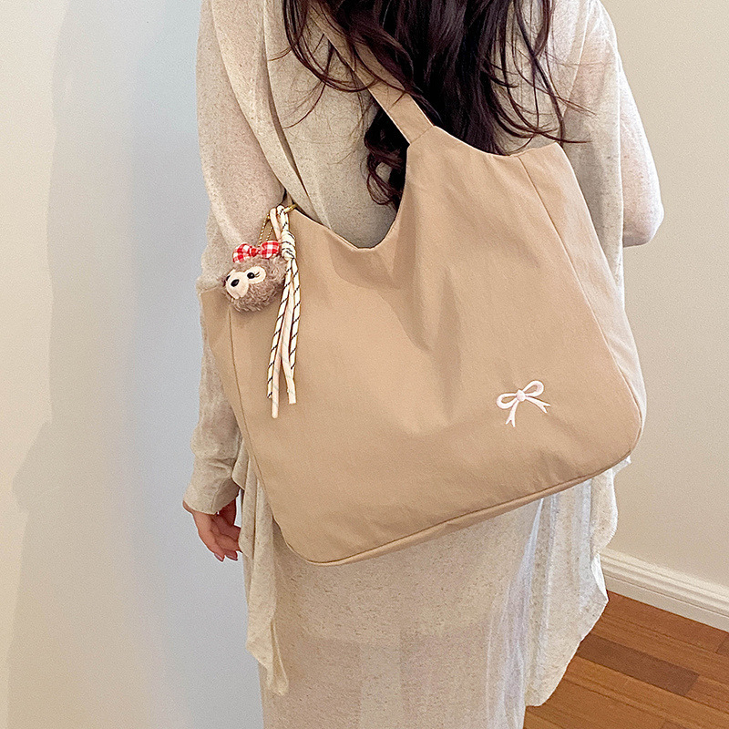 Cross-border fashion large-capacity casual tote bag, embroidered school shoulder bag, underarm nylon bag, tutoring bag, handbag