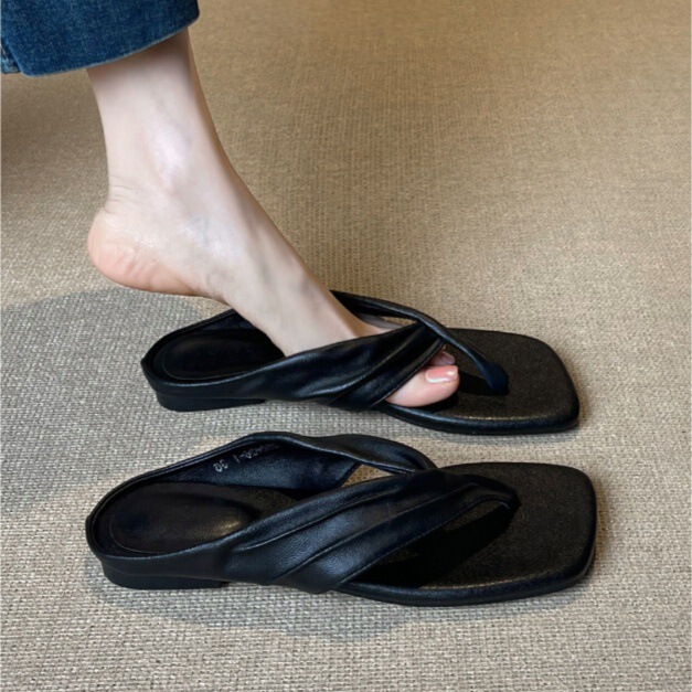 Sheepskin Version~French-Style Flip-Flops for Women, New Summer Outdoor Wear, Versatile Beach Shoes, Casual Flat Thong Sandals Sheepskin Version~French-Style Flip-Flops for Women, New Summer Outdoor Wear, Versatile Beach Shoes, Casual Flat Thong Sandals