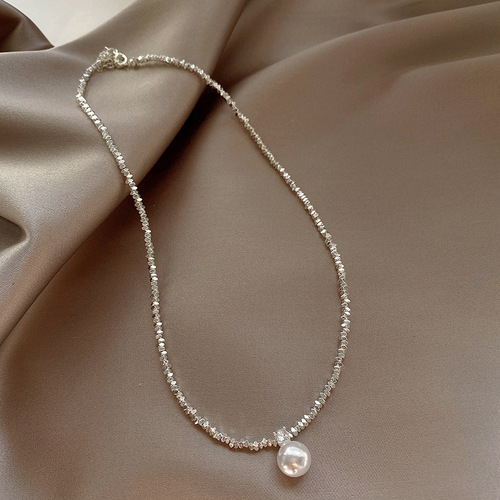 Luxury and small design silver pearl necklace for women, elegant and high-end sense of collar chain, versatile neck chain accessories 