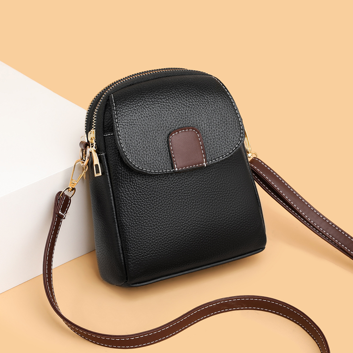 Modische Schultertasche für Damen (2026), trendige Handytasche aus weichem Leder, vielseitig, europäischer und amerikanischer Stil_voghion.com