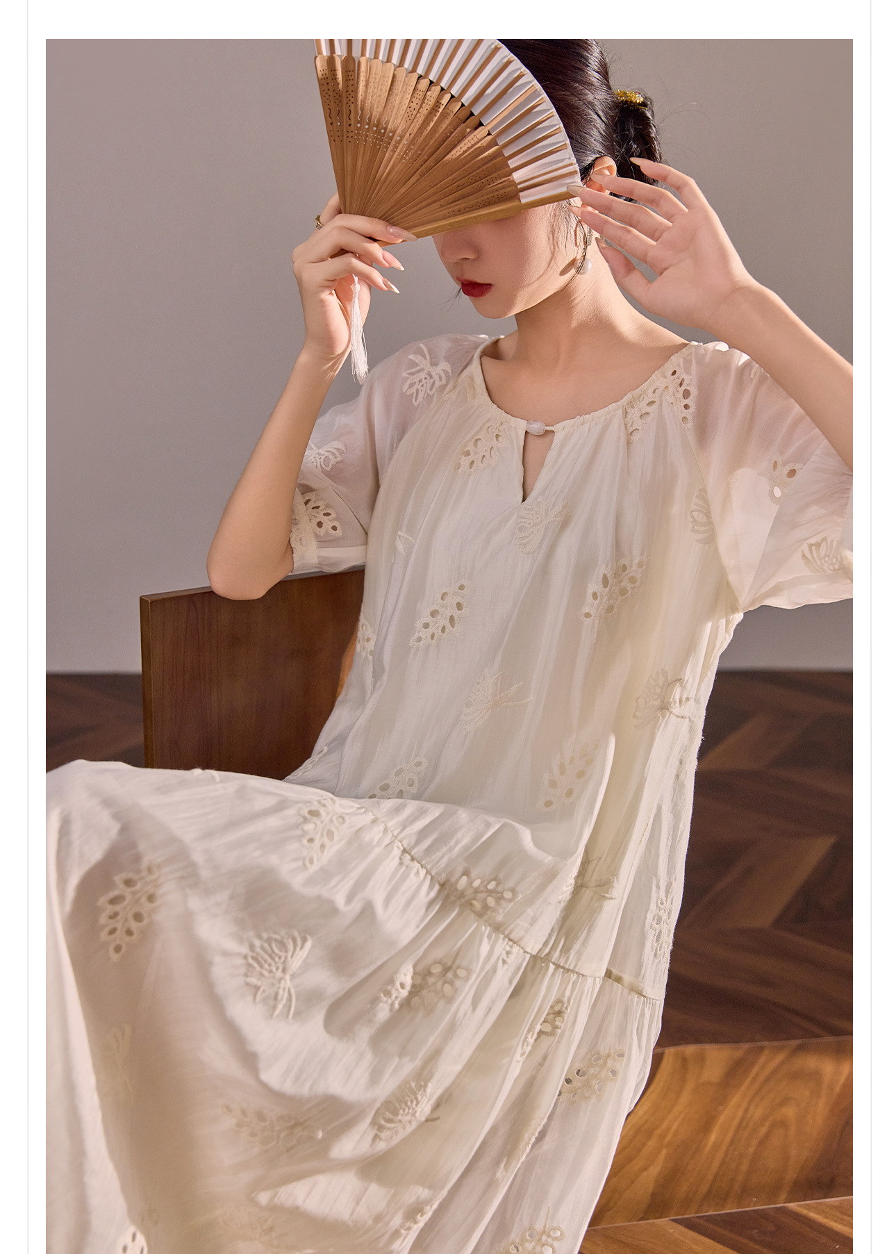 Váy maxi dáng rộng phong cách Trung Hoa mới cao cấp mùa hè chất Tencel cho người dáng nhỏ — Màu trắng nhạt chi tiết 2