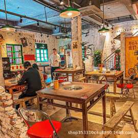 老榆木铁锅炖餐桌农家乐老式火锅桌椅实木四方八仙桌串串香火锅桌