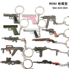 Mini Chicken Pendant P90 S686 DP-28 Alloy Keychain Metal Gun Model Toy Small Accessory