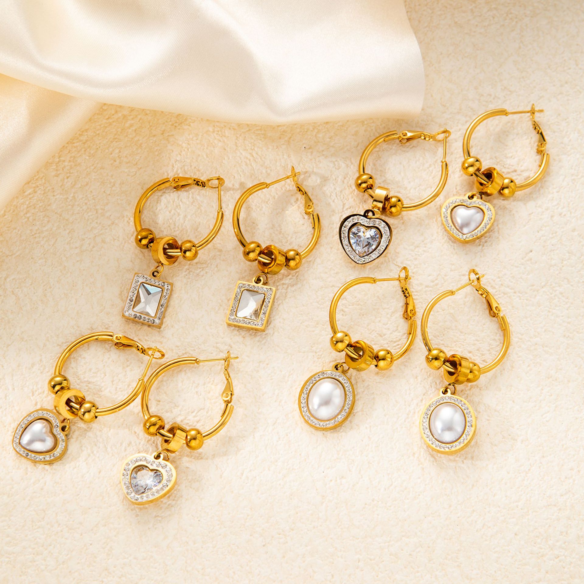 13g Weight 0.03µm Gold Plating Thickness Electroplated Gold Plating Process 201 Stainless Steel Ear Needle Material Golden Plated Plating Material Artificial Pearls Inlay Material Earrings Classification 1 Pair Quantity Casual Occasion 201 Stainless Steel Material Heart Shape Pattern Women's Gender Elegant, Lady Style Plating Craft 1 Pair Elegant Lady Heart Shape Plating Titanium Steel Earrings 5