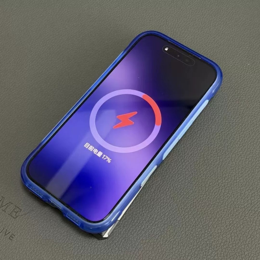 适用iPhone17ProMax手机壳肤感磨砂旋转支架磁吸苹果16防摔保护套
