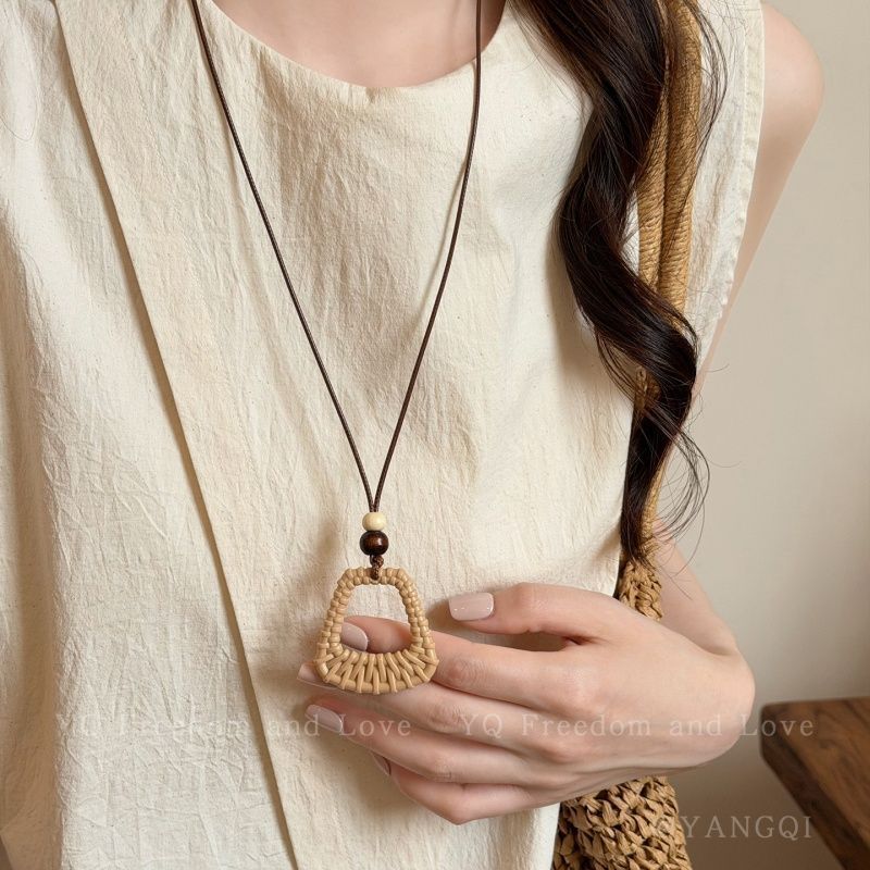 Necklace 0696
