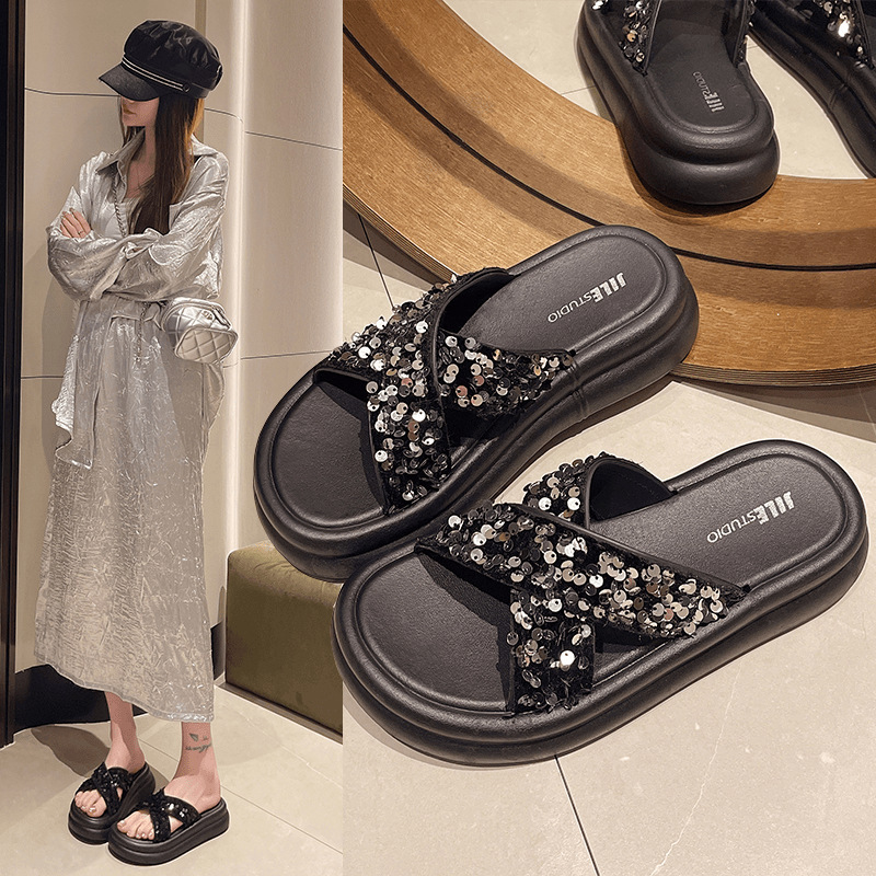 Women's Summer Slippers for Outdoor Wear 2025 New Casual Sandals Thick-Soled Chanel-Style Slip-Ons Versatile Roman Sandals Comfortable
