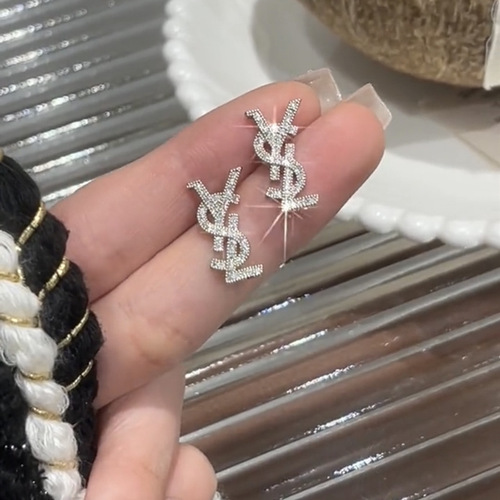 Xiaoxiangfeng French Micro-Inlaid Zirconia Letter Earrings S925 Silver Needle Women's Light Luxury Simple Personalized Versatile Earrings Earrings