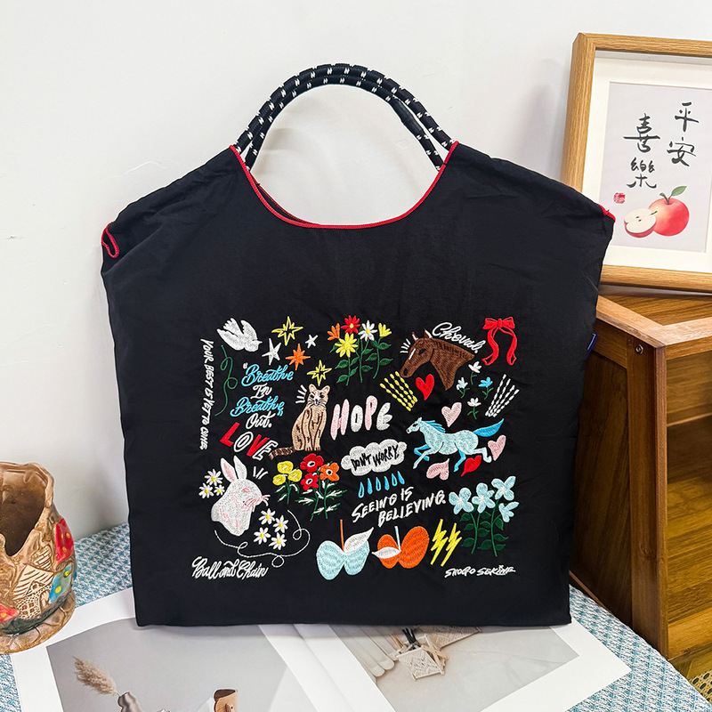 新しい日系ボールチェーン刺繍百合レジ袋小衆万針刺繍ナイロンハンドバッグ環境保護袋|undefined