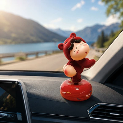 with Bare Butt, Crayon Shin-Chan, Car ornaments - basic-red-rotating-xiaoxin