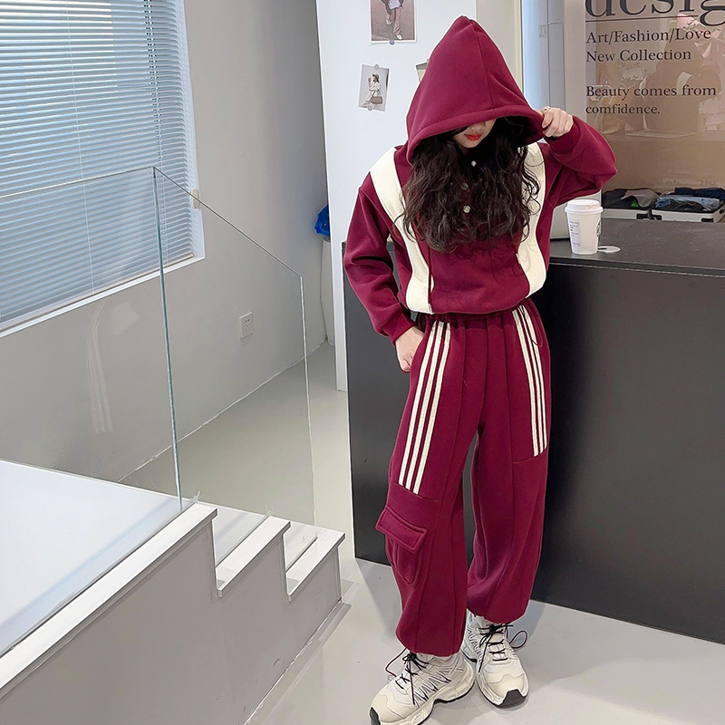 Gi' Sweater 2023 New Children's Leisure Sports Primavera e Autunno Big Boy Winter Plush Set da due pezzi per_voghion.com