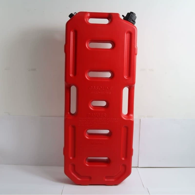 Fuel tank, oil canisters, spare oil