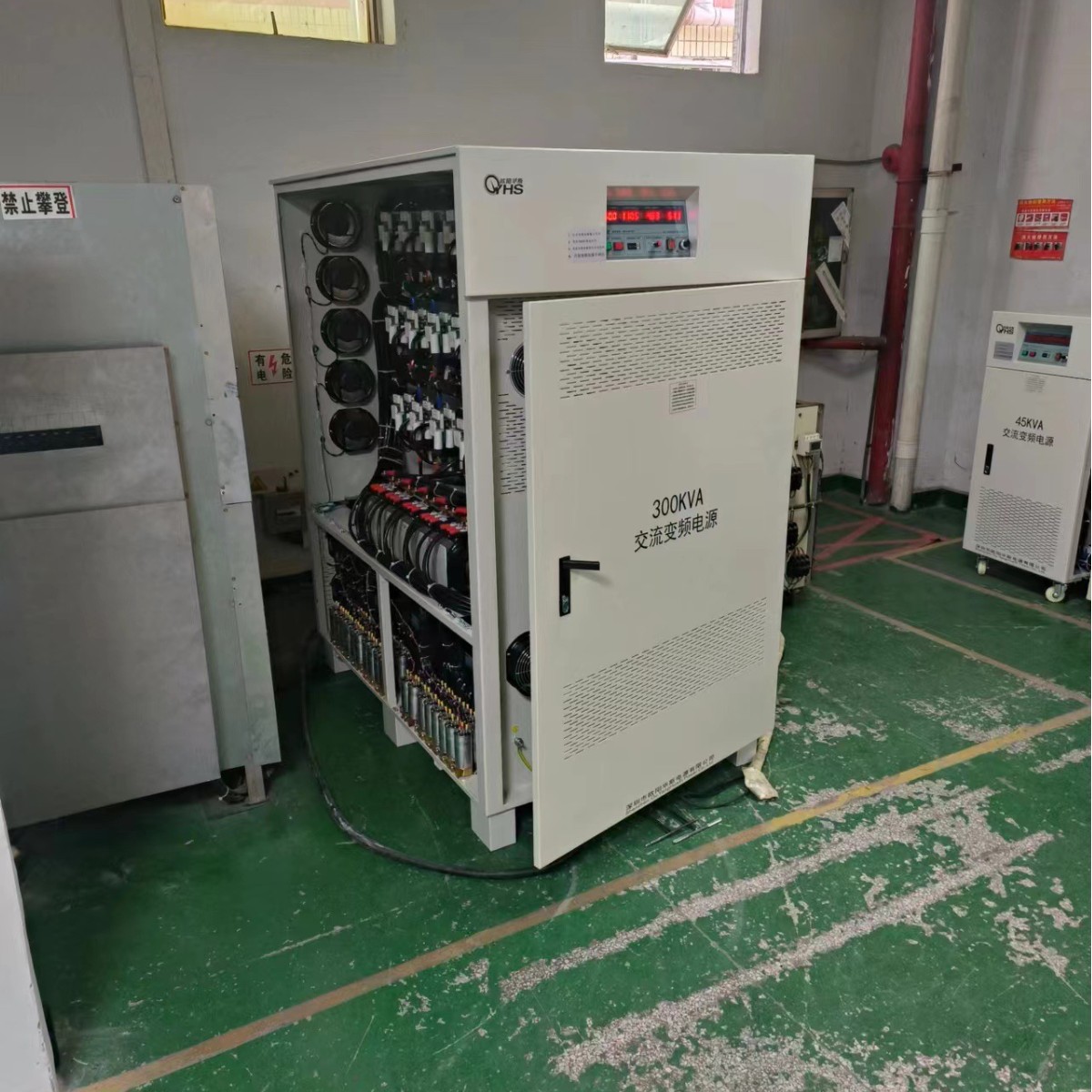 ŷ����˹����300KVA��Ƶ��Դ�����ӱ����ݣ����440V 60HZ