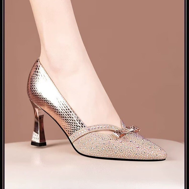 2026 Summer New Style Thick-Heeled Sandals for Women, Soft Leather Bowknot, Versatile and Elegant, New Fashion High-Heeled Sandals for Summer