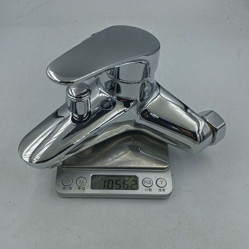 Competition Luo Sanlian Shower Faucet Bathtub Main Body Solid Weight 680G/Alloy Handle Large Copper Pull Cap Competition Luo Sanlian Shower Faucet Bathtub Main Body Solid Weight 680G/Alloy Handle Large Copper Pull Cap