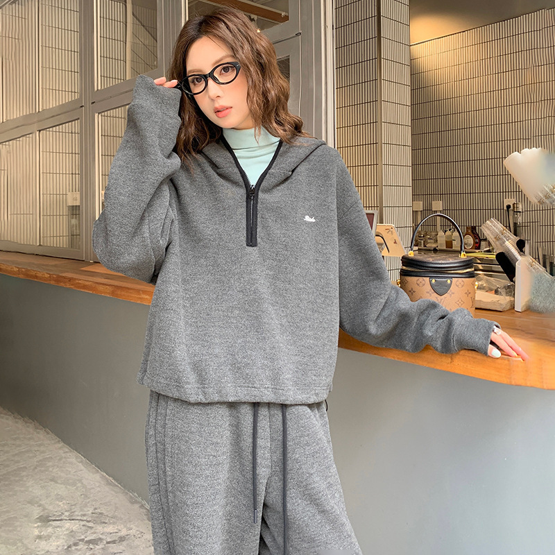 Korean Wool Casual Sports Suit for Women Winter New Thickeneded Warm Hooded Sweatshirt Wide Leg Pants Two-Piece Trendy Set
