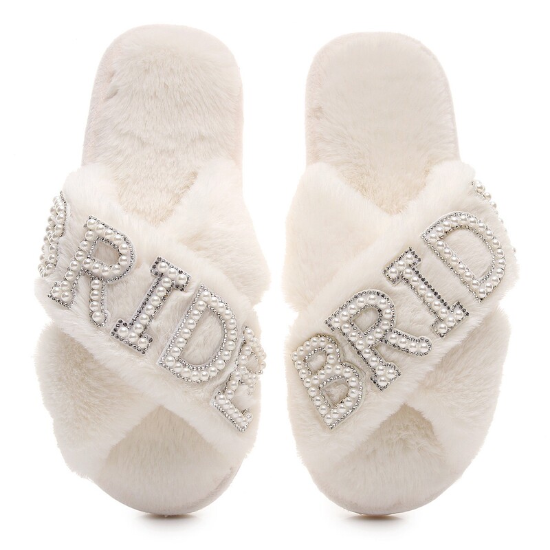 Cross-border Explosions Pearl Diamond Letters BRIDE Bridal Crossed Fool Slippers Bachelor Party Wedding Plush Slippers Women
