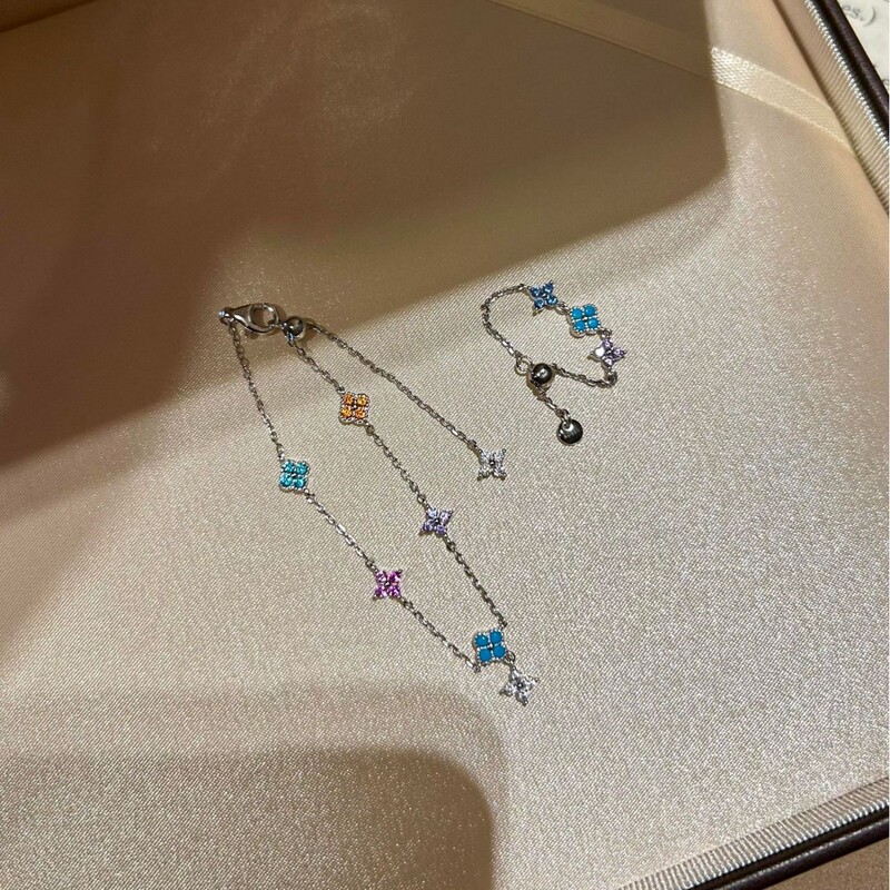 Monet Garden Four-Leaf Clover Colored Diamond Bracelet for Women Ins Style High-End Accessible Luxury Niche Hand Jewelry Simple Versatile Jewelry