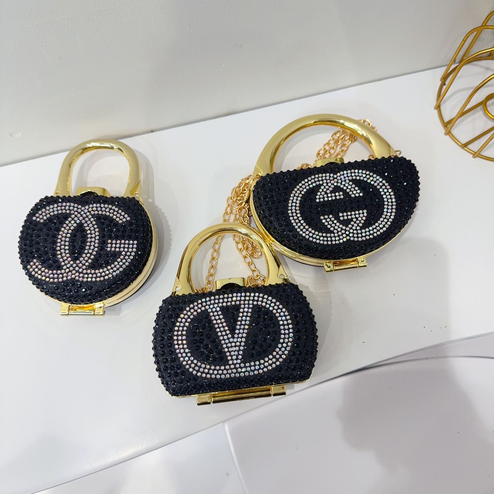 Mini bag mouth red envelope Women's 2025 new cross-border foreign trade diamond-encrusted crossbody small bag, decorative bag, single-shoulder bag for women Specification drawing