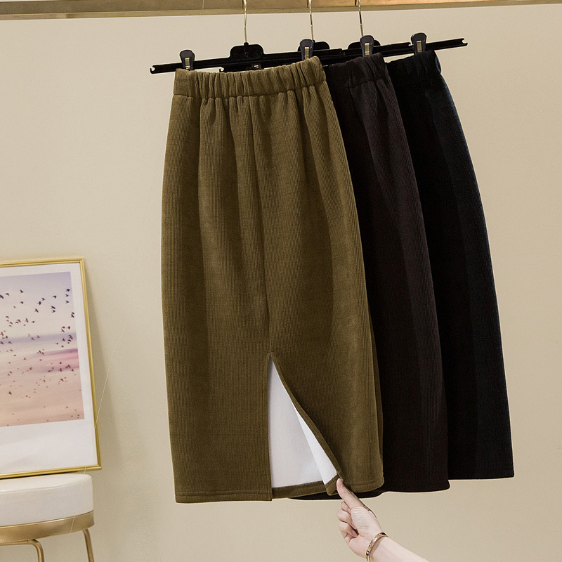 Corduroy fleece-lined Thickened Skirt Women's Autumn and Winter 2024 New High Waist Slimming Small Split Long Skirt