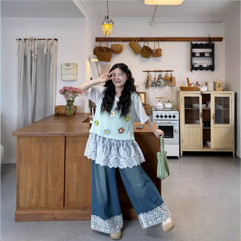 Real Shot of 2026 Spring New Women's Floral Vest + Patchwork Loose T-Shirt + Women's Jeans