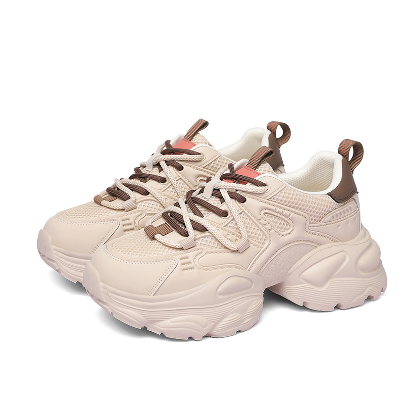 Venta al por mayor de zapatos de papá de mujer deportiva para mujer 2024 nuevo estilo de primavera y otoño de cuero todo fósforo plataforma plana suela blanda zapatos casuales de mujer