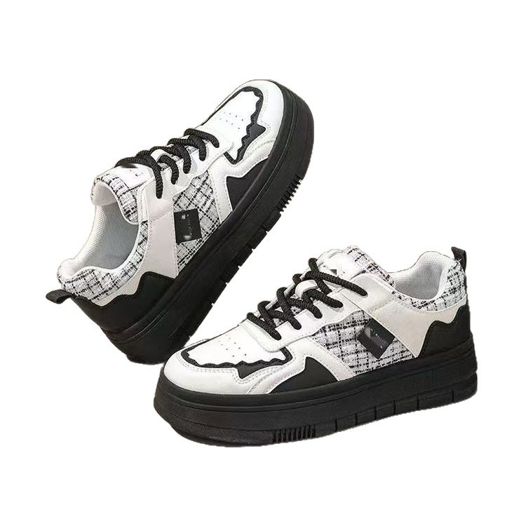 Zapatos de skate de viento de calidad para mujeres 2026 nuevos zapatos de verano de alto valor para estudiantes casuales con suela gruesa zapatos blancos