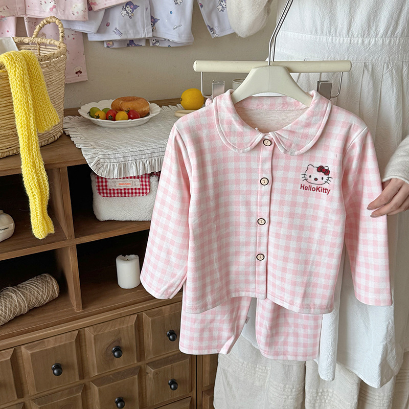 Niños primavera y otoño pijamas de terciopelo niños dibujos animados manga larga juego de ropa de casa dos juegos de cardigans con solapa