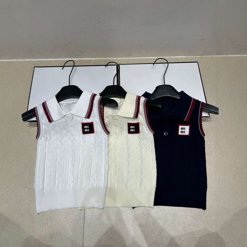 Trendy Brand Knitted m Brand Square Lettered Turn-Down Collar Sleeveless Vest Slimming Versatile Women's Top 2026 Summer New Model