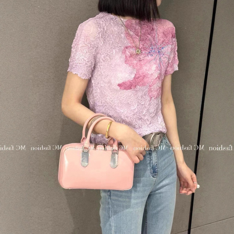 Miyake Embossed Positioning Printed Colorful Top New Fashion Pleated Tie-Dye Printed High Elastic Short-Sleeved Thin T-Shirt for Women Miyake Embossed Positioning Printed Colorful Top New Fashion Pleated Tie-Dye Printed High Elastic Short-Sleeved Thin T-Shirt for Women