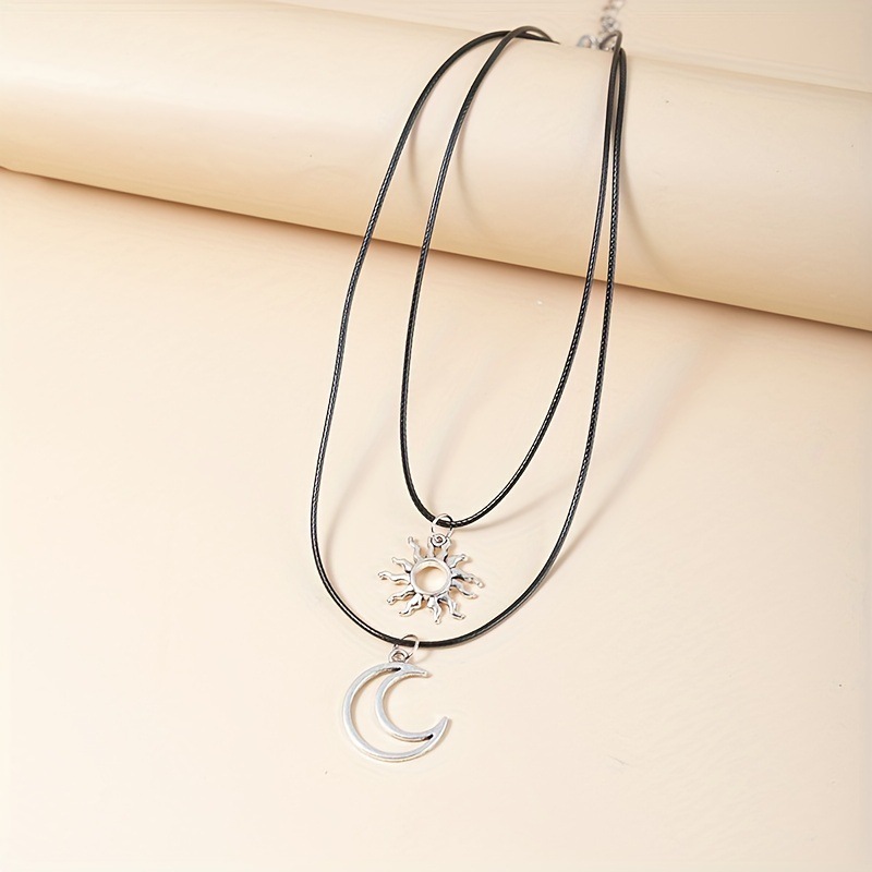 Einfacher Stil Sonne Mond Legierung Überzug Paar Halskette Mit Anhänger display picture 2