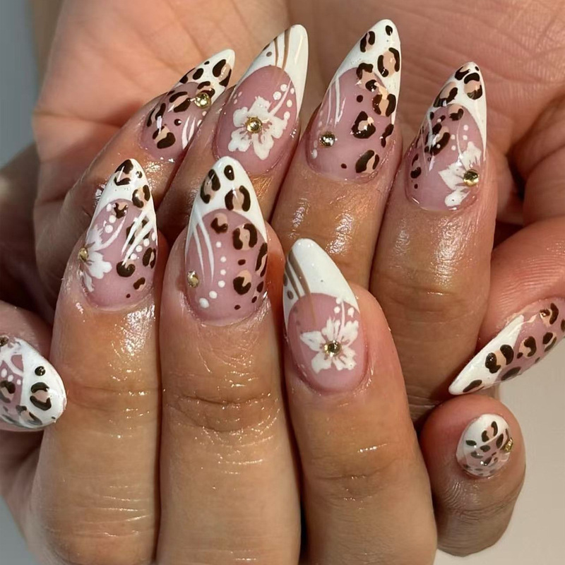 Fashion cheetah pattern white flower flower rhinestone design almond wear nail nail nail patch sticker