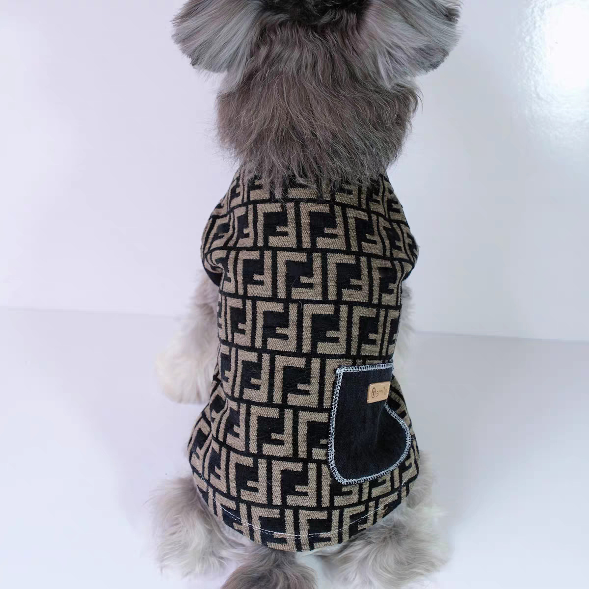 Ropa de mascotas chaleco de perro caliente moda nuevos productos deportivos ocio versátil tendencia Teddy Bear Malzies
