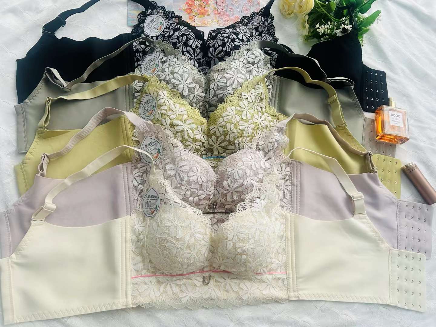 Bréster de alta calidad estilo de encaje jacquard transpirable ajustable confort lateral plegable ropa interior de botón múltiple