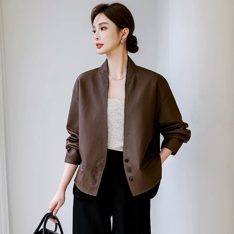 Spring short fashionable jacket, 2026 years, V-neckline, genuine leather, loose fit, Korean style