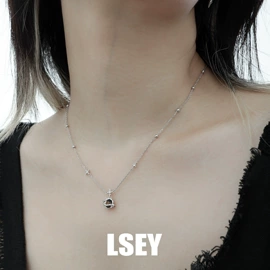 戒指;耳钉;项链