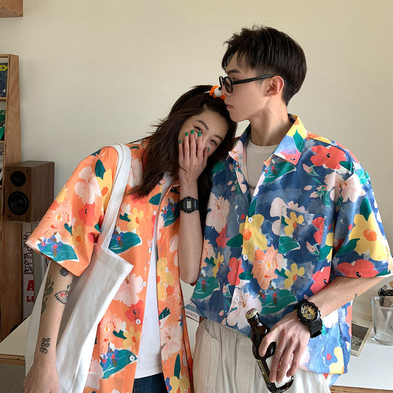 Summer Short-Sleeved Floral Shirts for Men and Women, Hawaiian Retro Hong Kong Style Design, Loose Ice Silk Shirts for Couples