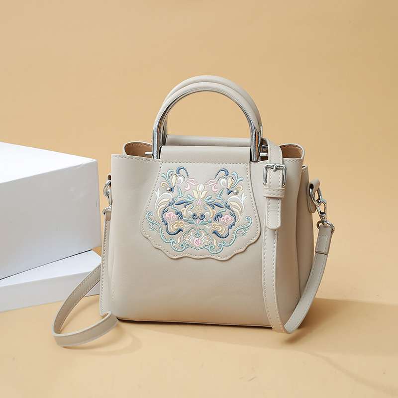 New Chinese Style Minimalist Bag, Large Capacity Multi Compartment Tote Bag, High End Chinese Style Embroidered Shoulder Bag_voghion.com