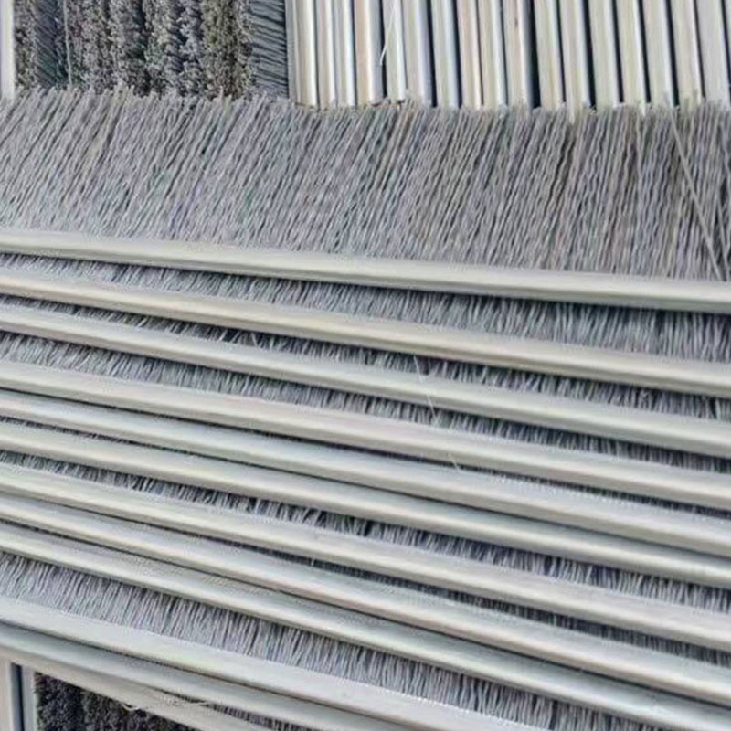 厂家生产直供铝合金防尘磨料丝钢丝条刷 密封挡水工业门窗刷 批发