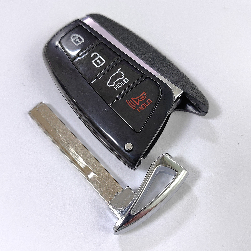 Suitable for Hyundai Santa Fe 4-key smart car key remote control SY5DMFNA04