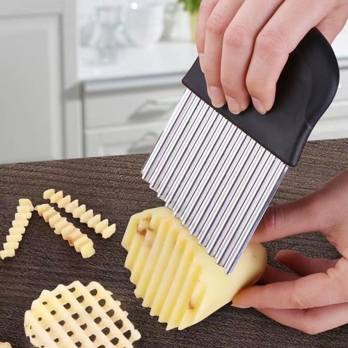 Household potato cutter wavy knife kitchen slice slice vegetable cutter fries melon fruit fries cutter fancy cutter