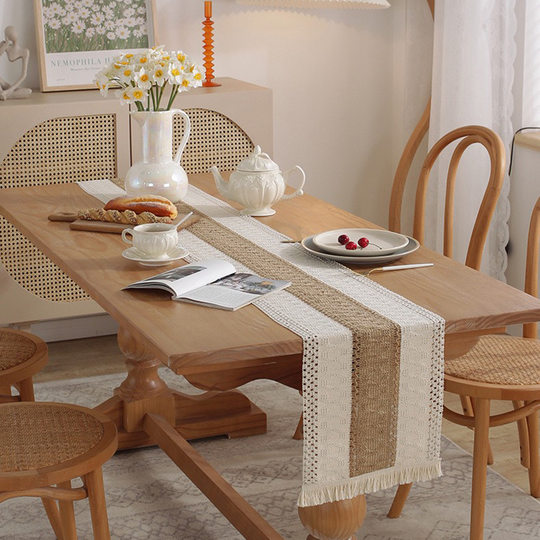New Nordic Style Simple Light Luxury Cotton and Linen Table Runner Color Matching Tassel Long Tablecloth Holiday Tea Table Runner Decoration Wholesale