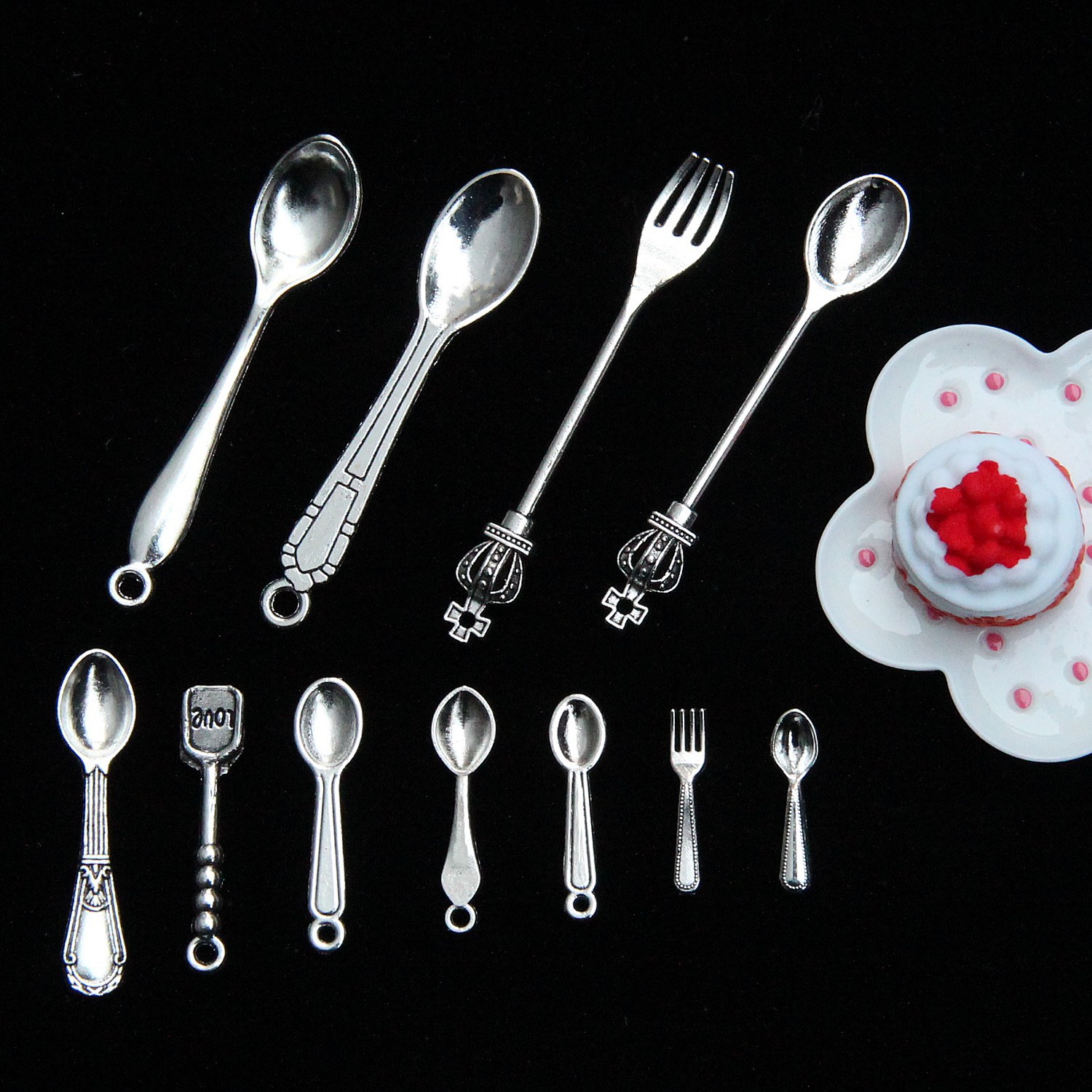 Simulación mini vajilla aleación tenedor cuchara miniatura alimentos y juego traje Keer muñeca Accesorios de juguete